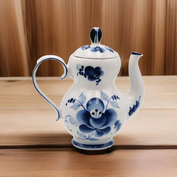 GZHEL Russian Porcelain Coffee Tea Pot Vtg 7.5" - Picture 2 of 11